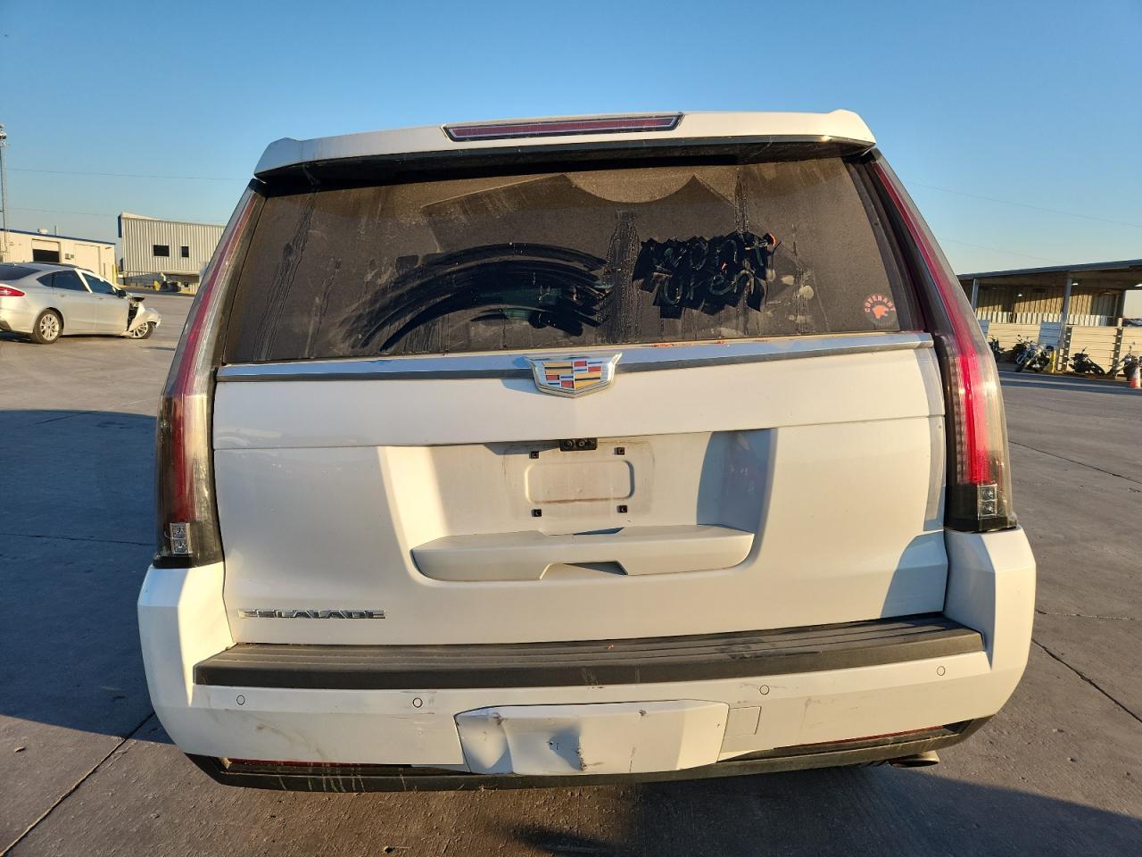 2019 Cadillac Escalade Premium Luxury - Image 6