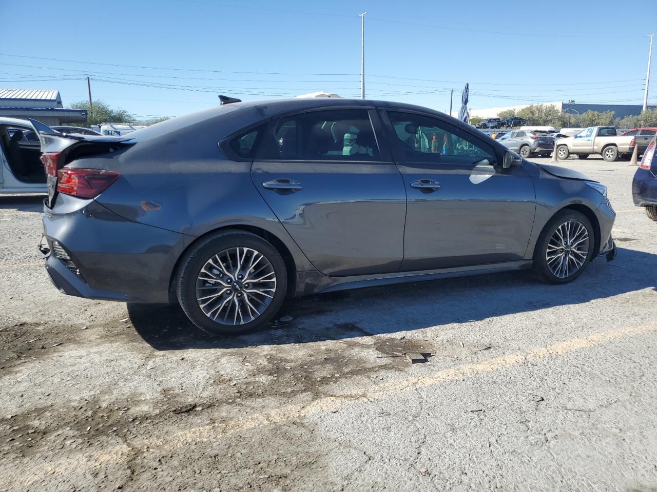 2024 Kia Forte Gt Line - Image 3