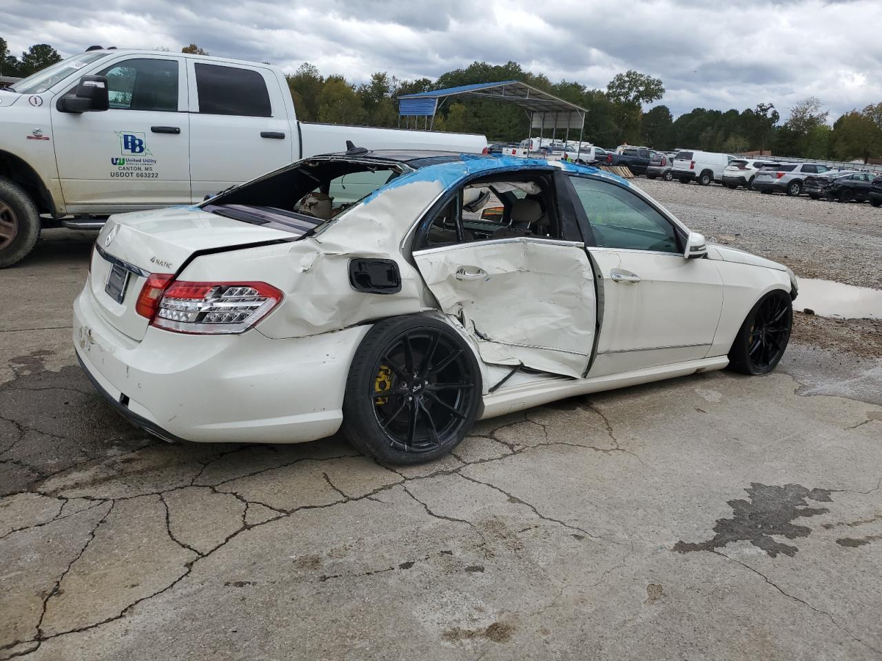 2011 Mercedes-Benz E 550 4Matic - Фото 3