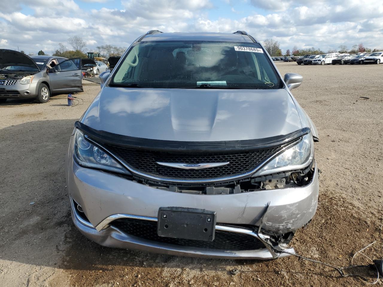 2018 Chrysler Pacifica Touring L - Фото 5