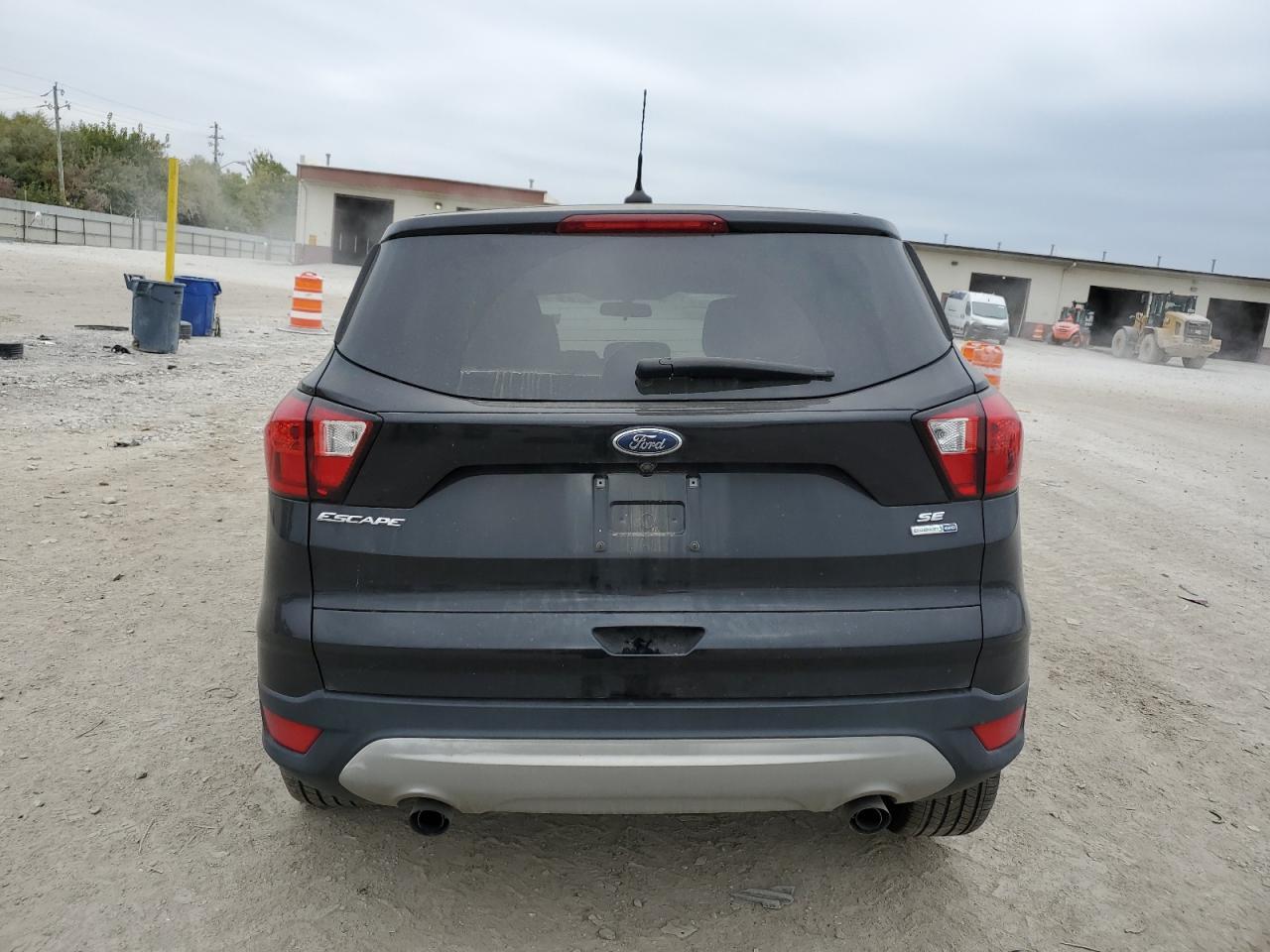 2019 Ford Escape Se - Фото 6