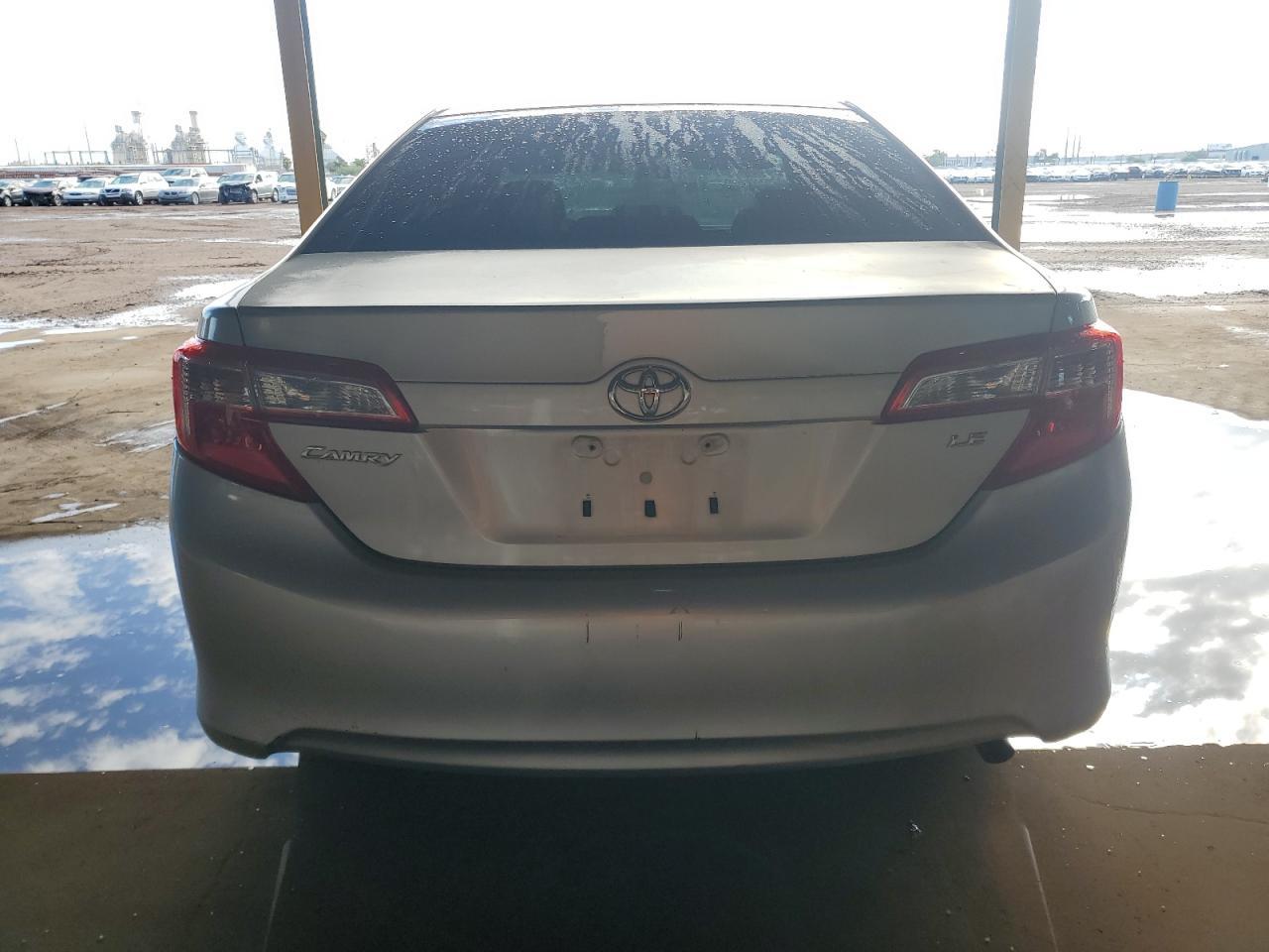 2012 Toyota Camry Base - Фото 6