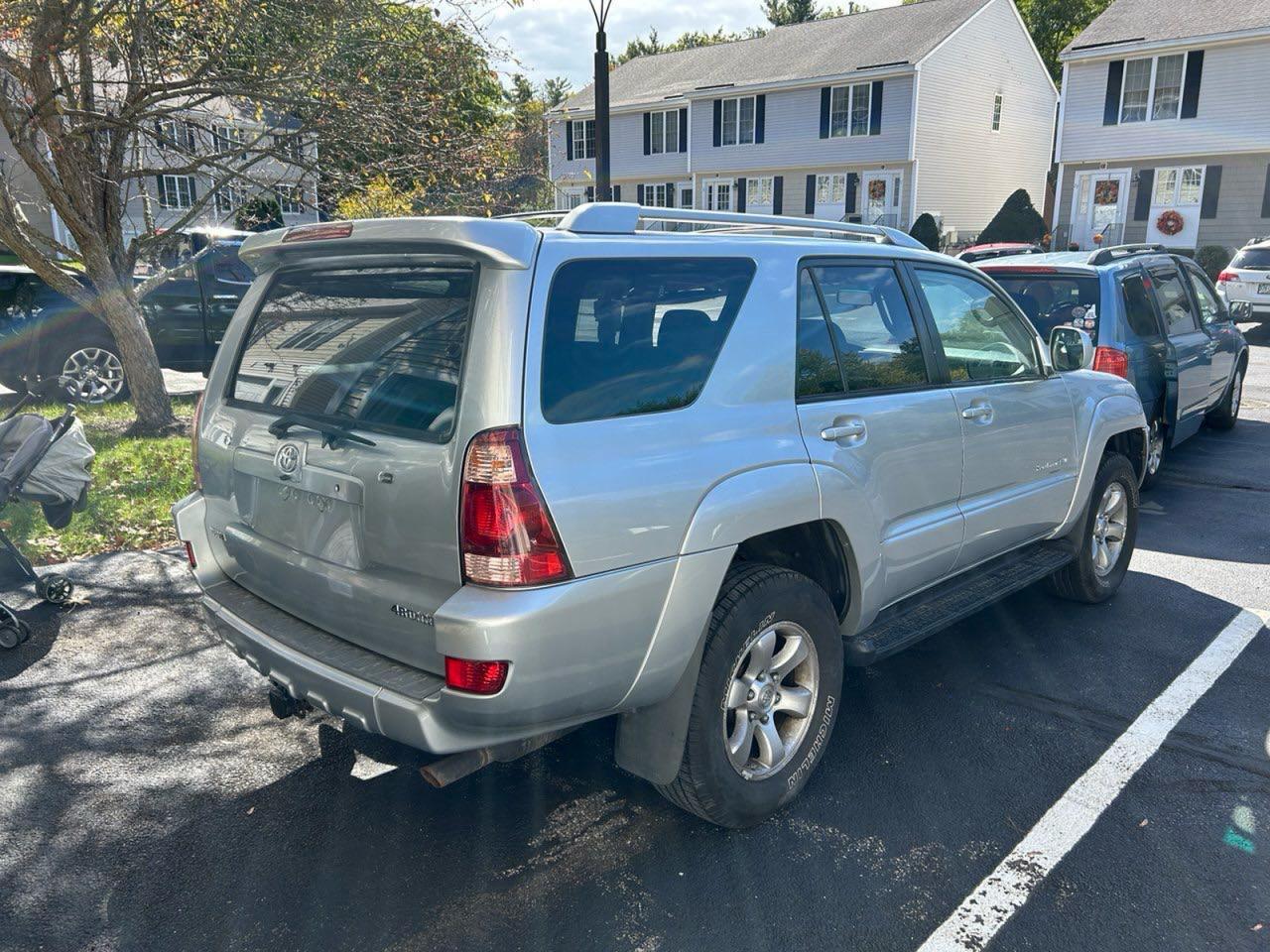 2004 Toyota 4Runner Sr5 - Image 4