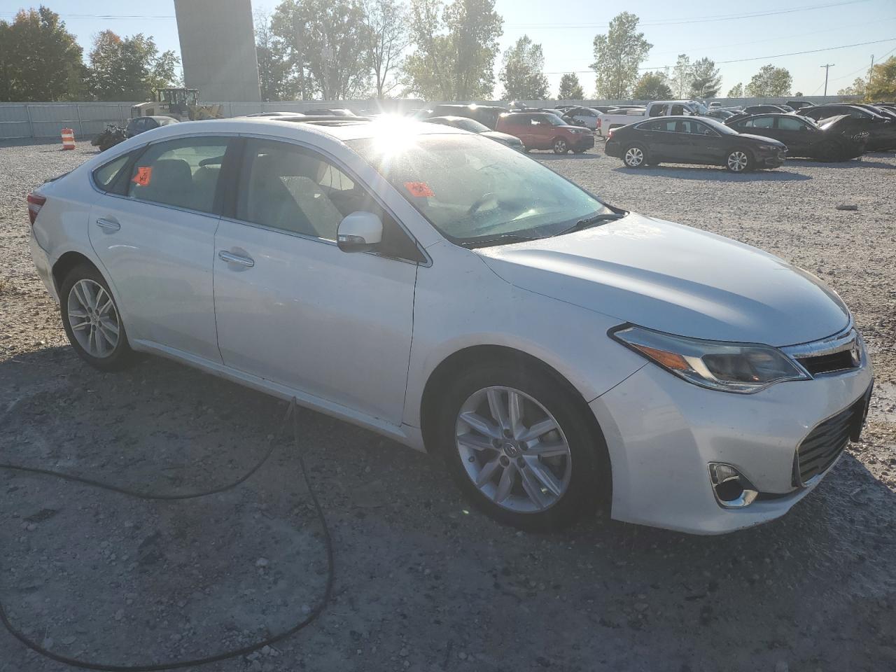 2013 Toyota Avalon Base - Image 4