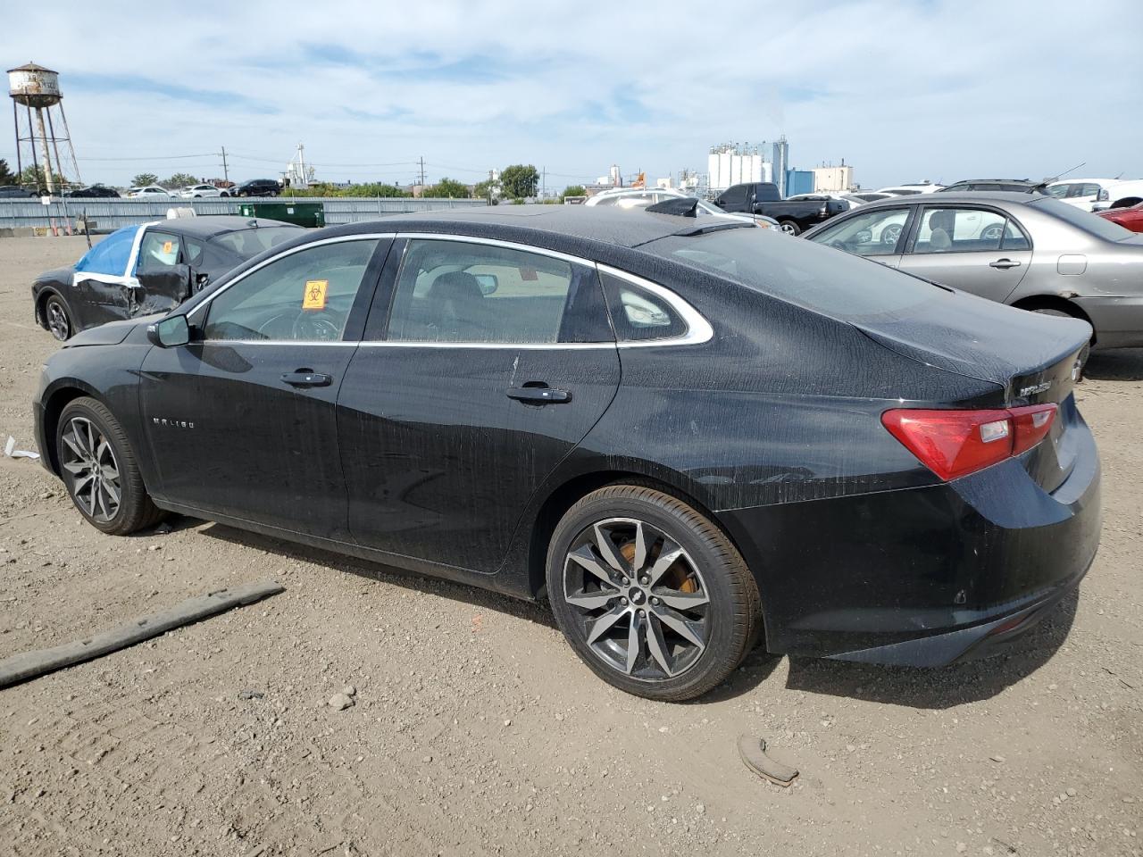 2018 Chevrolet Malibu Lt - Фото 2