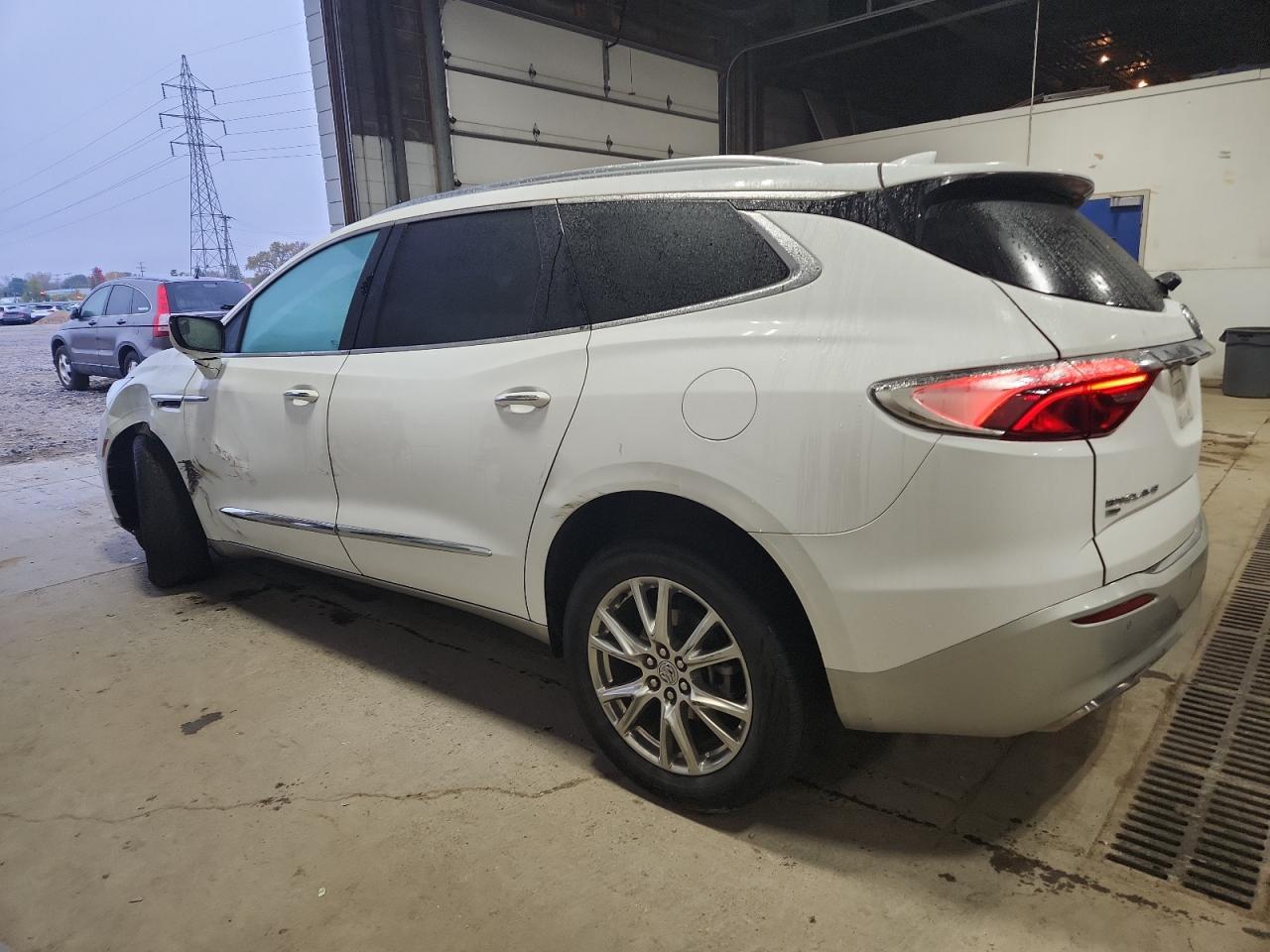 2023 Buick Enclave Premium - Фото 2