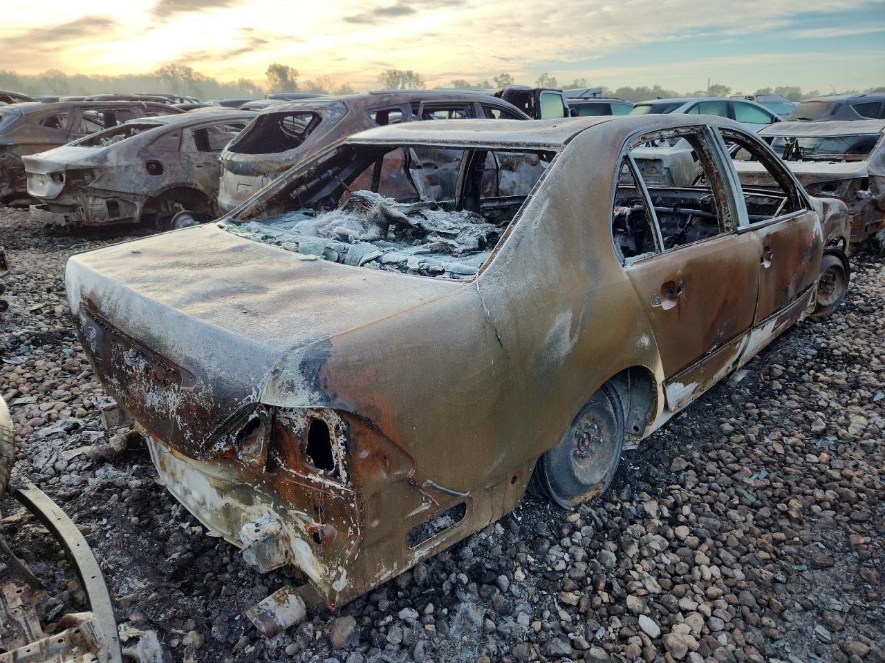 2005 Lexus Ls 430 - Image 3