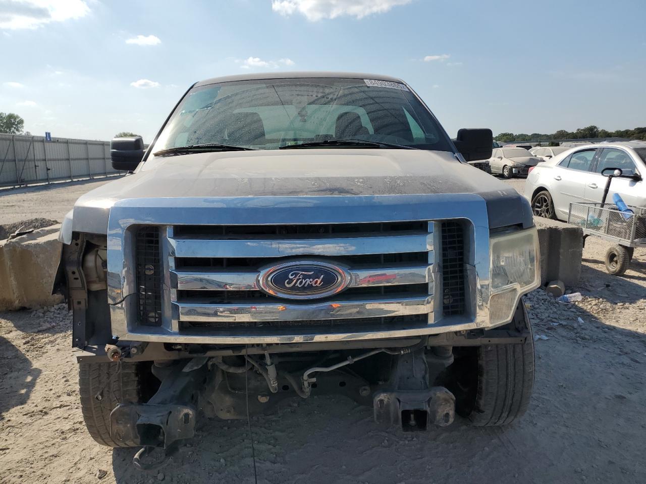 2010 Ford F150 Super Cab - Фото 5