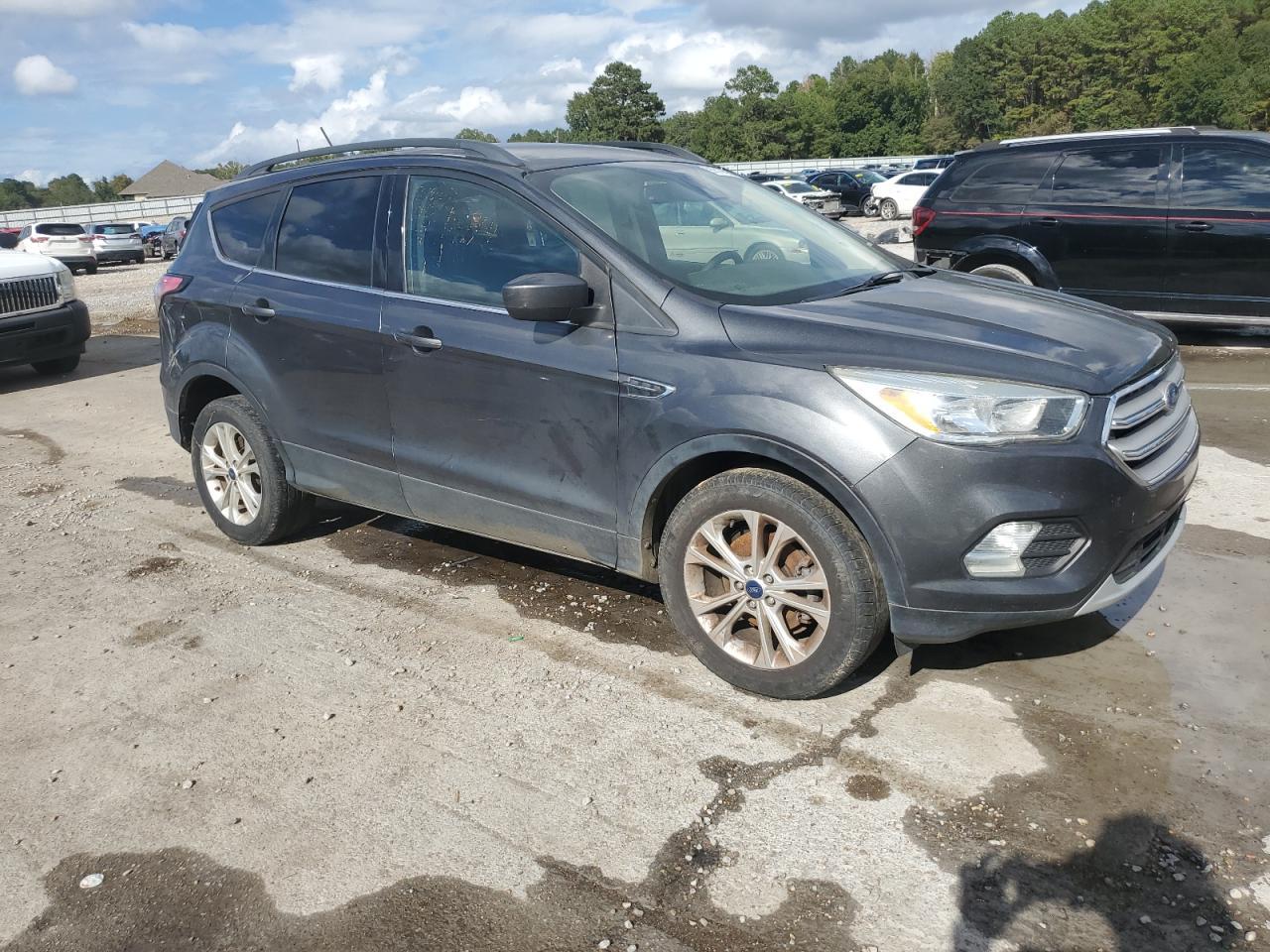 2018 Ford Escape Se - Фото 4