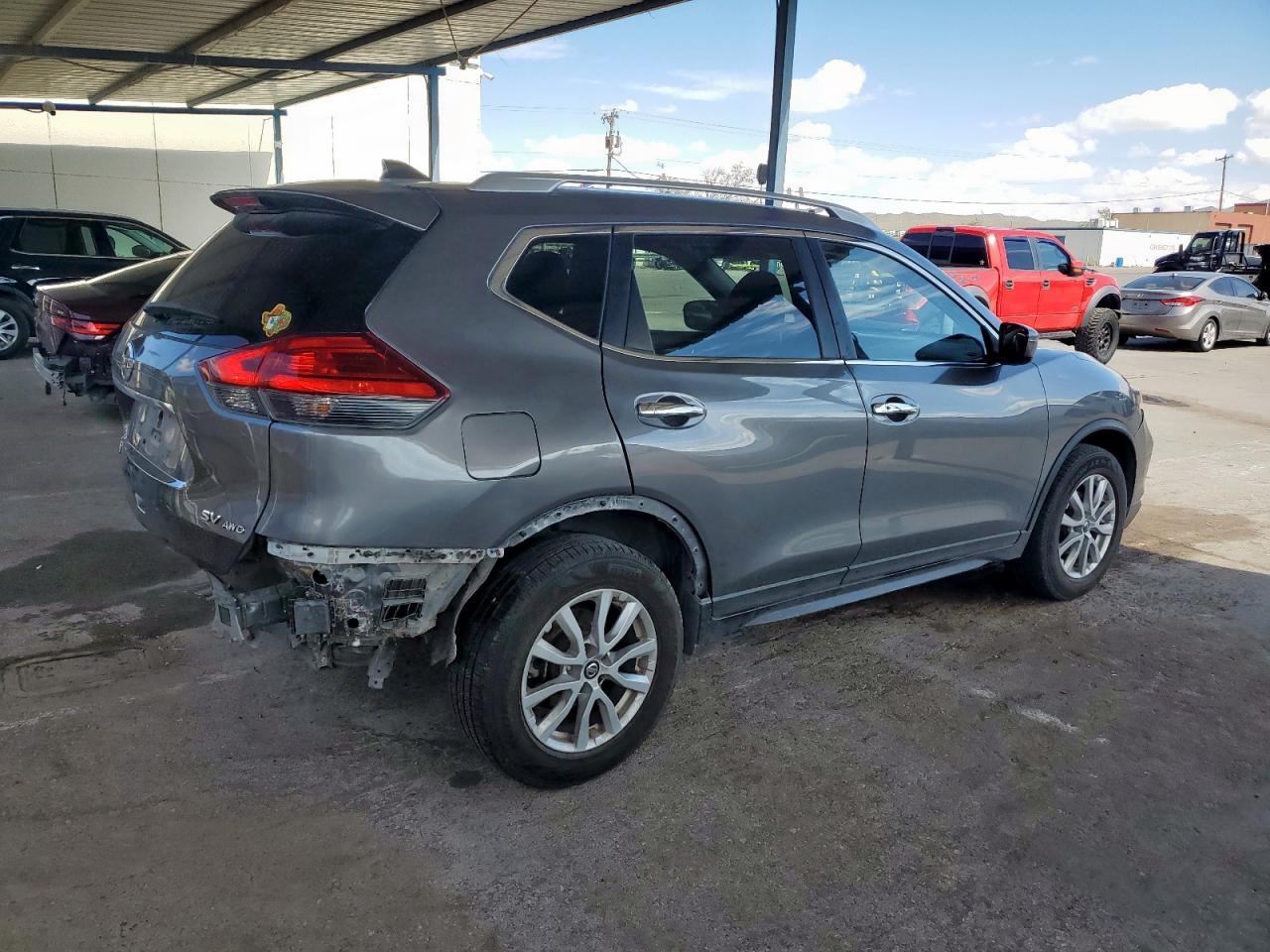 2017 Nissan Rogue S - Фото 3