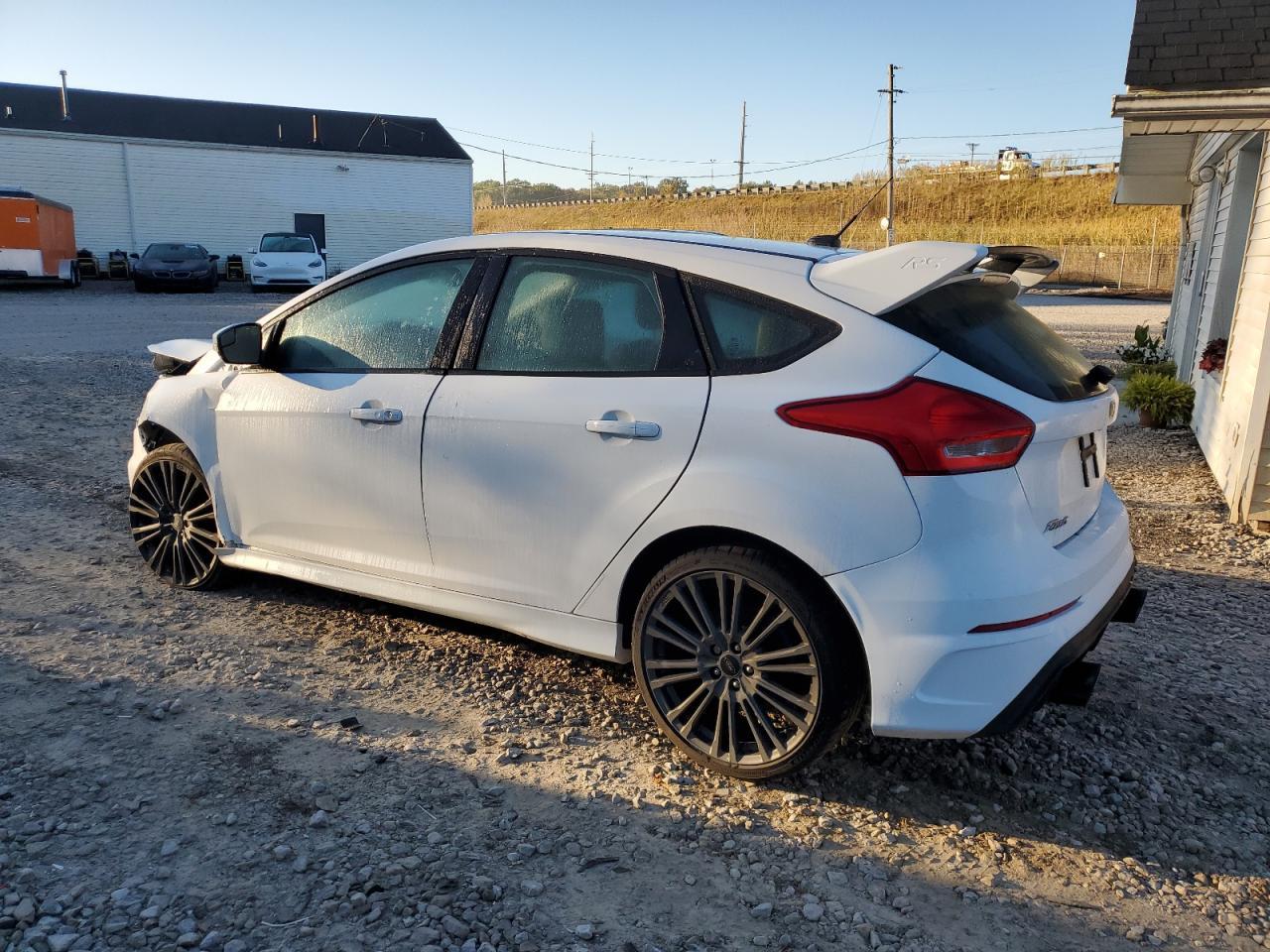 2016 Ford Focus Rs - Фото 2
