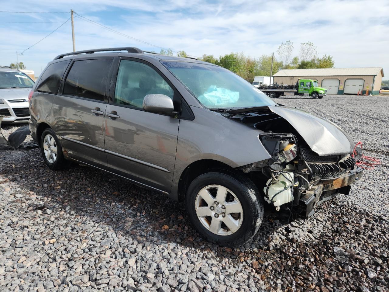 2004 Toyota Sienna Xle - Фото 4