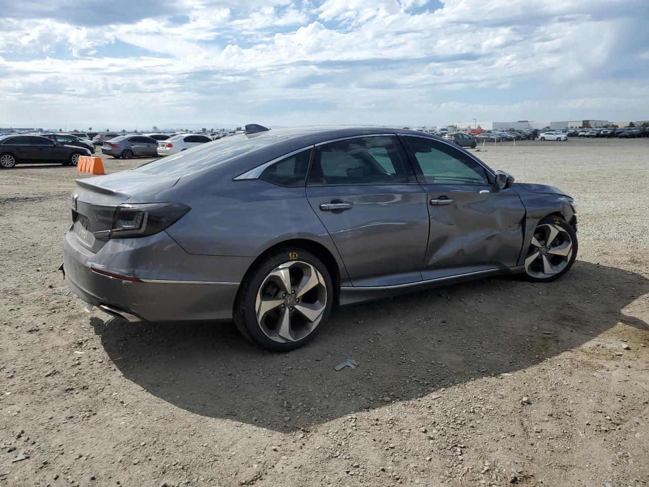 2018 Honda Accord Touring - Фото 3