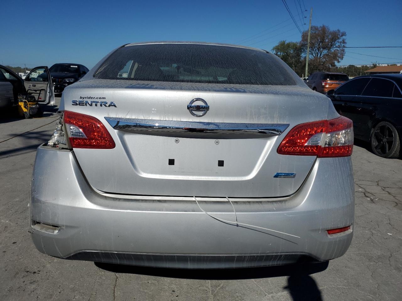 2014 Nissan Sentra S - Фото 6