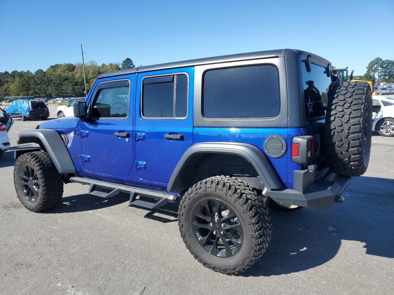 2020 Jeep Wrangler Unlimited Sport - Фото 2