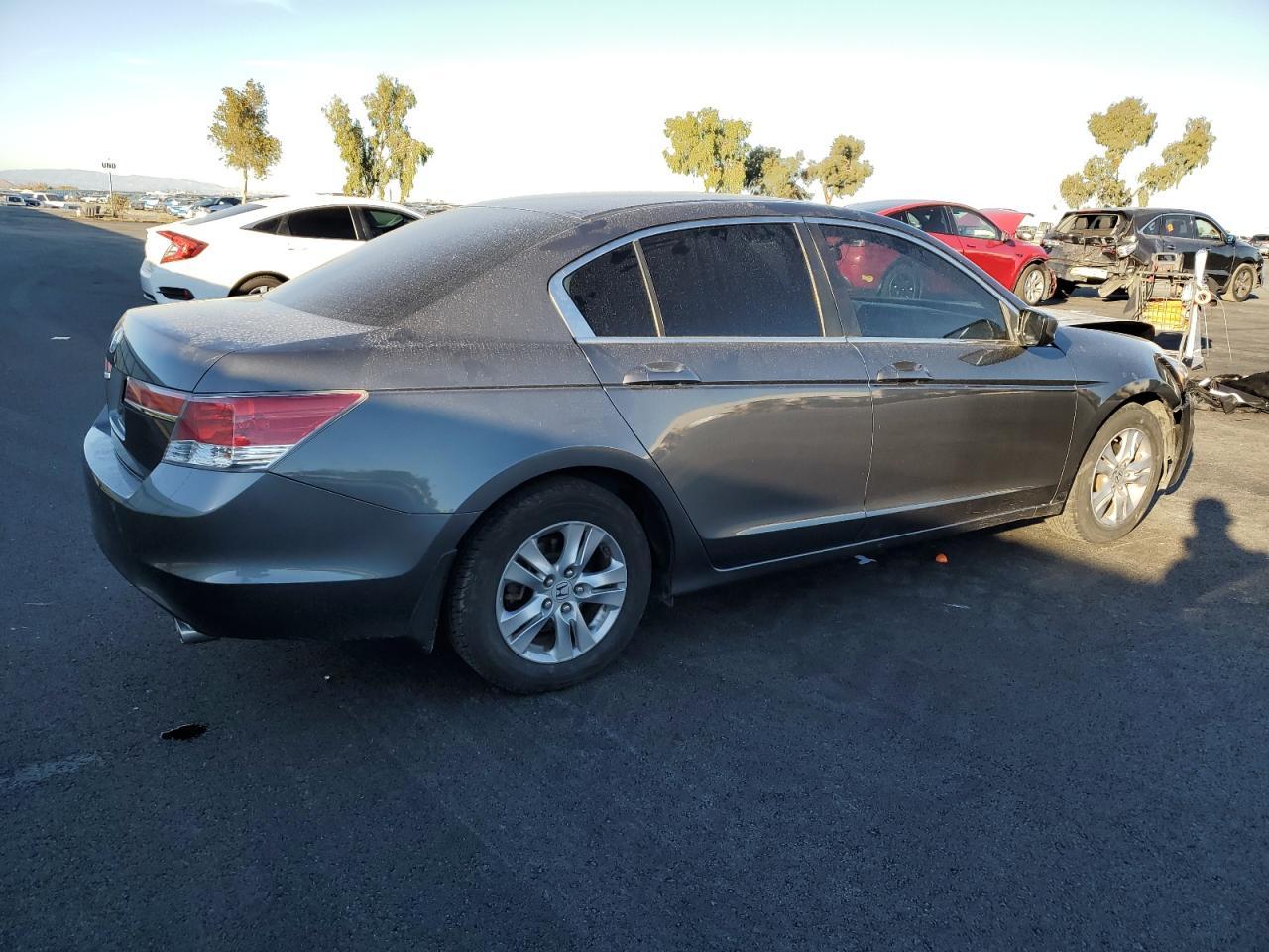 2012 Honda Accord Lx - Фото 3