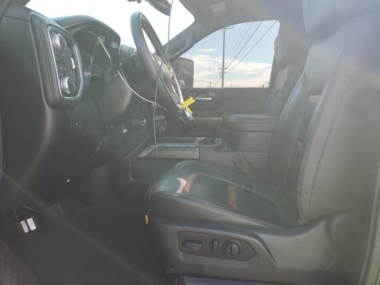 2022 GMC Sierra K2500 At4 - Image 7
