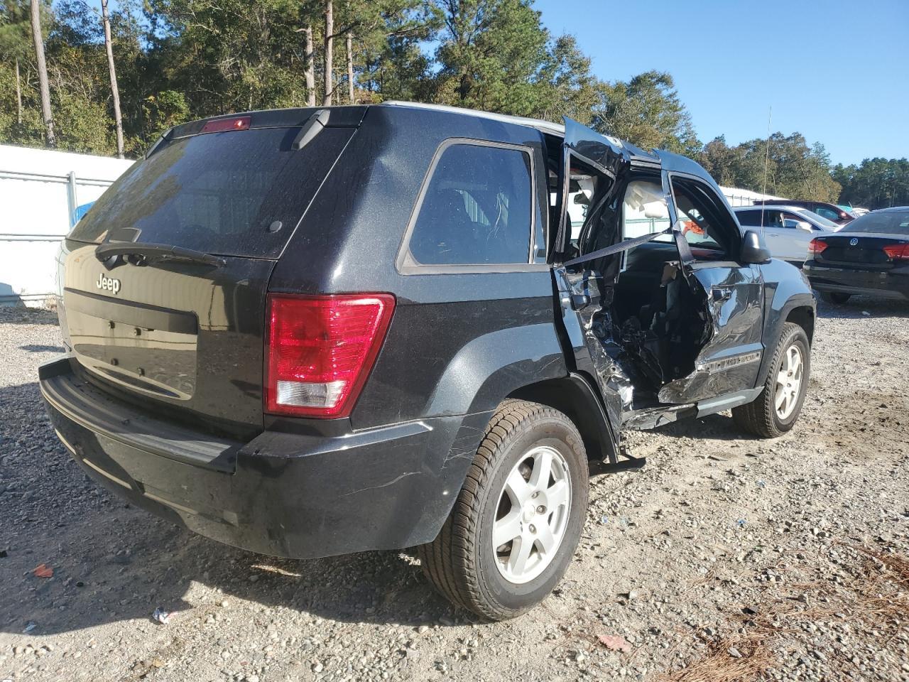 2008 Jeep Grand Cherokee Laredo - Image 3