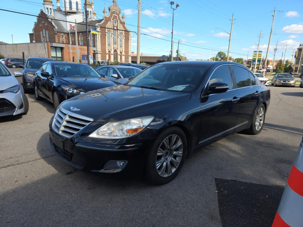 2010 Hyundai Genesis 4.6L - Фото 2