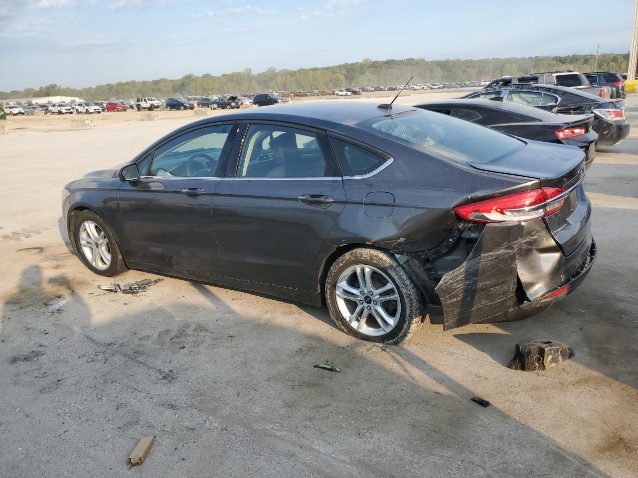 2018 Ford Fusion Se - Фото 2