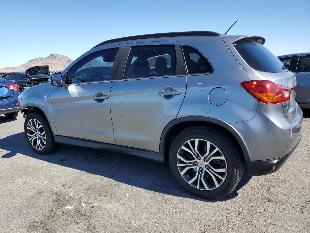 2016 Mitsubishi Outlander Sport Sel - Фото 2