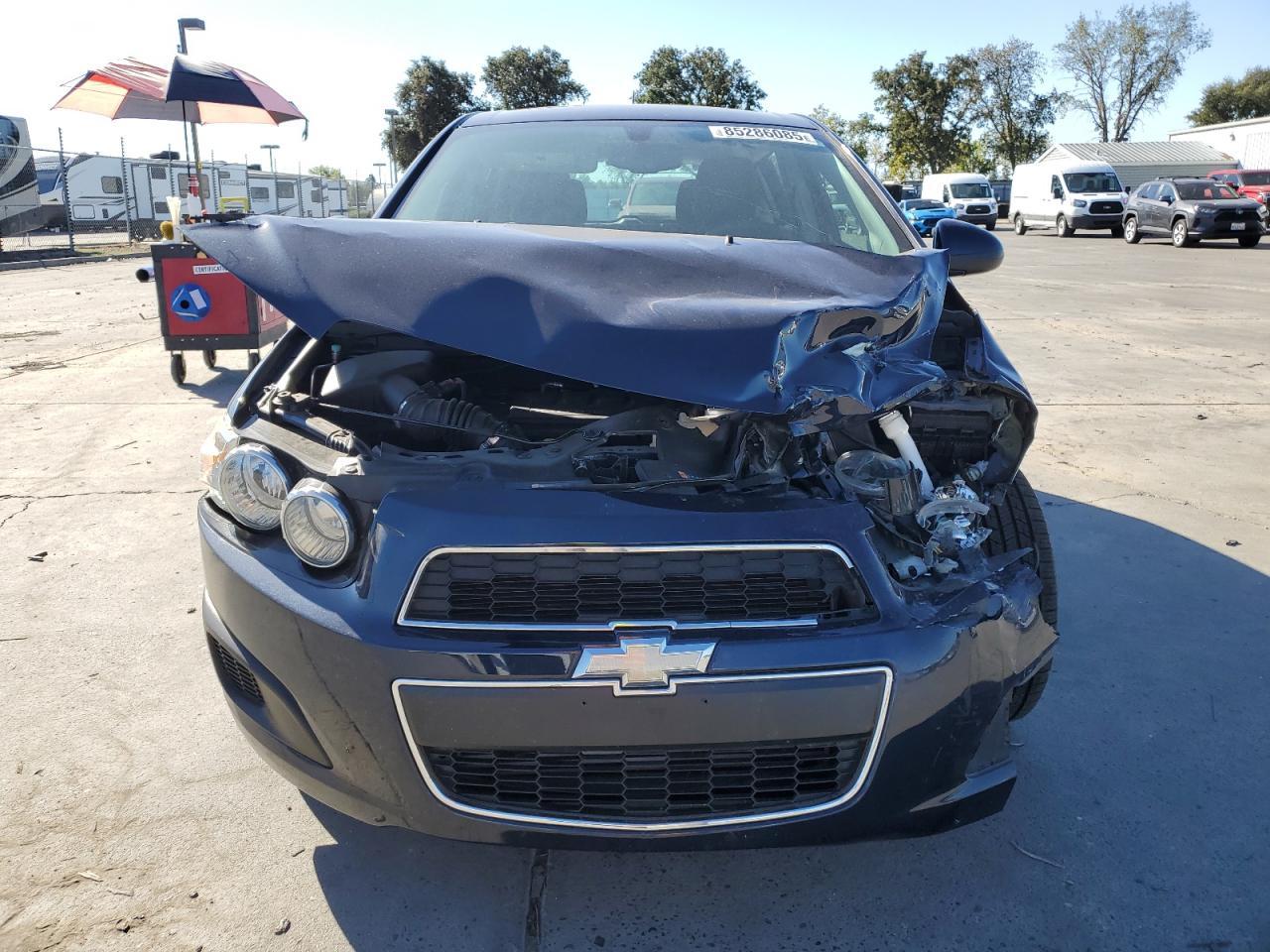 2016 Chevrolet Sonic Lt - Image 5