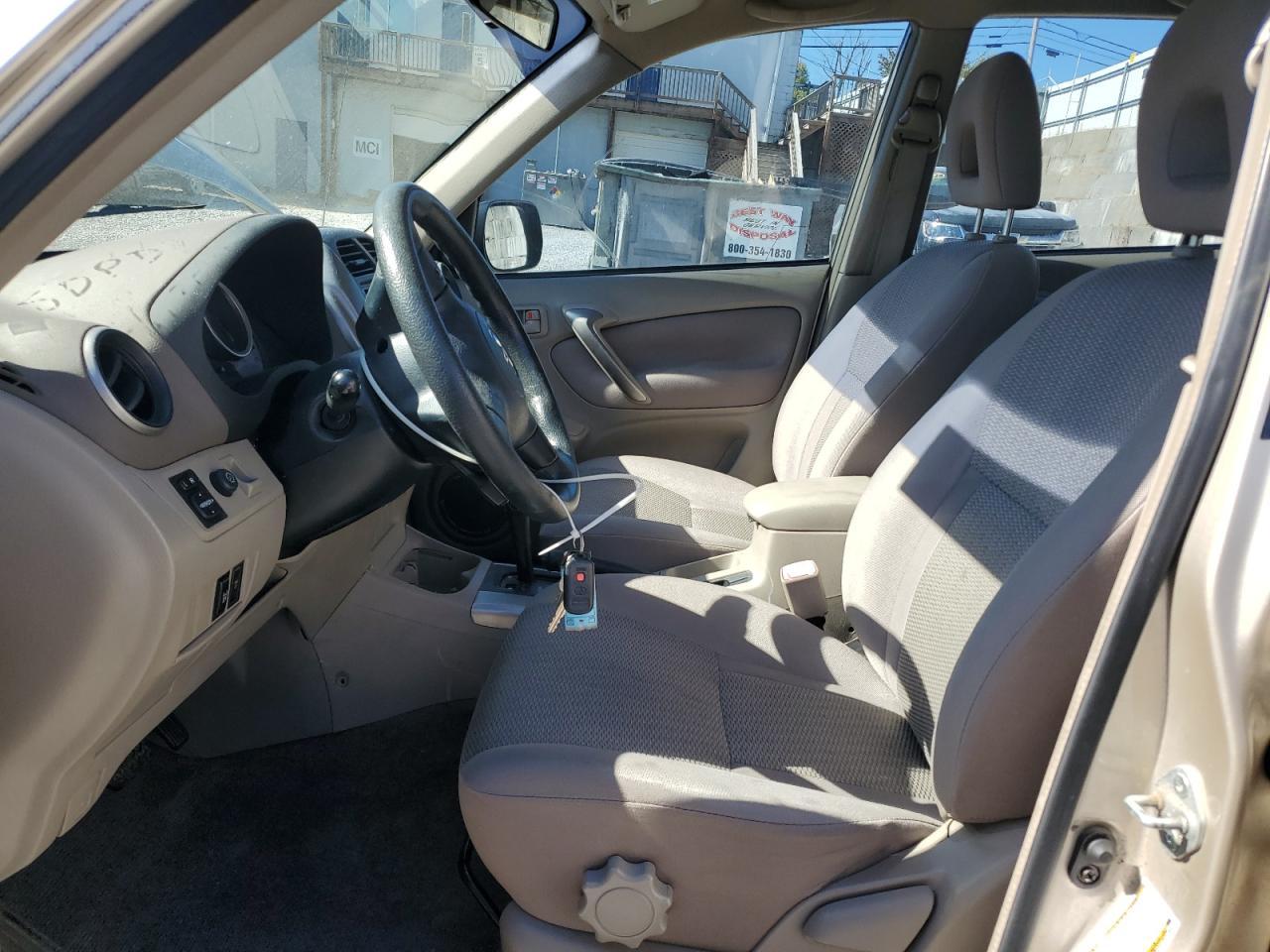 2004 Toyota Rav4 - Фото 7