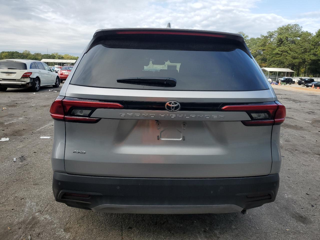 2024 Toyota Grand Highlander Xle - Фото 6