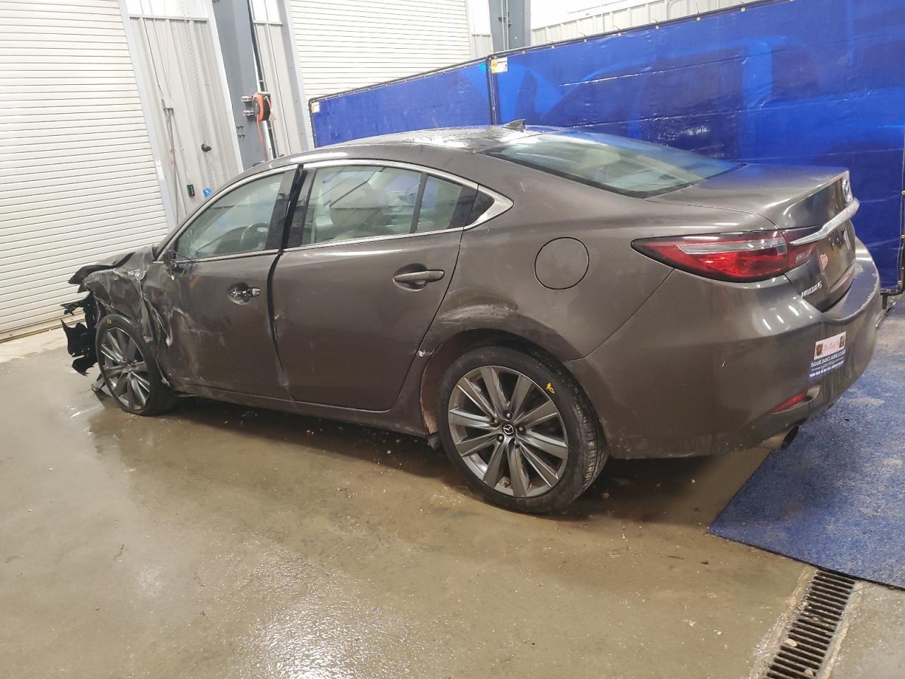 2018 Mazda 6 Grand Touring - Image 2