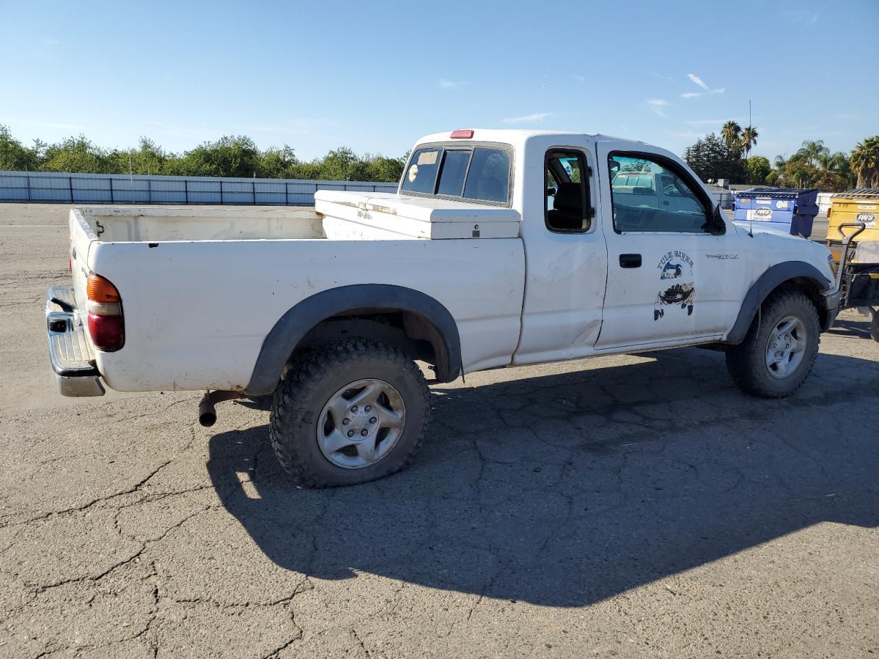 2001 Toyota Tacoma Xtracab - Image 3