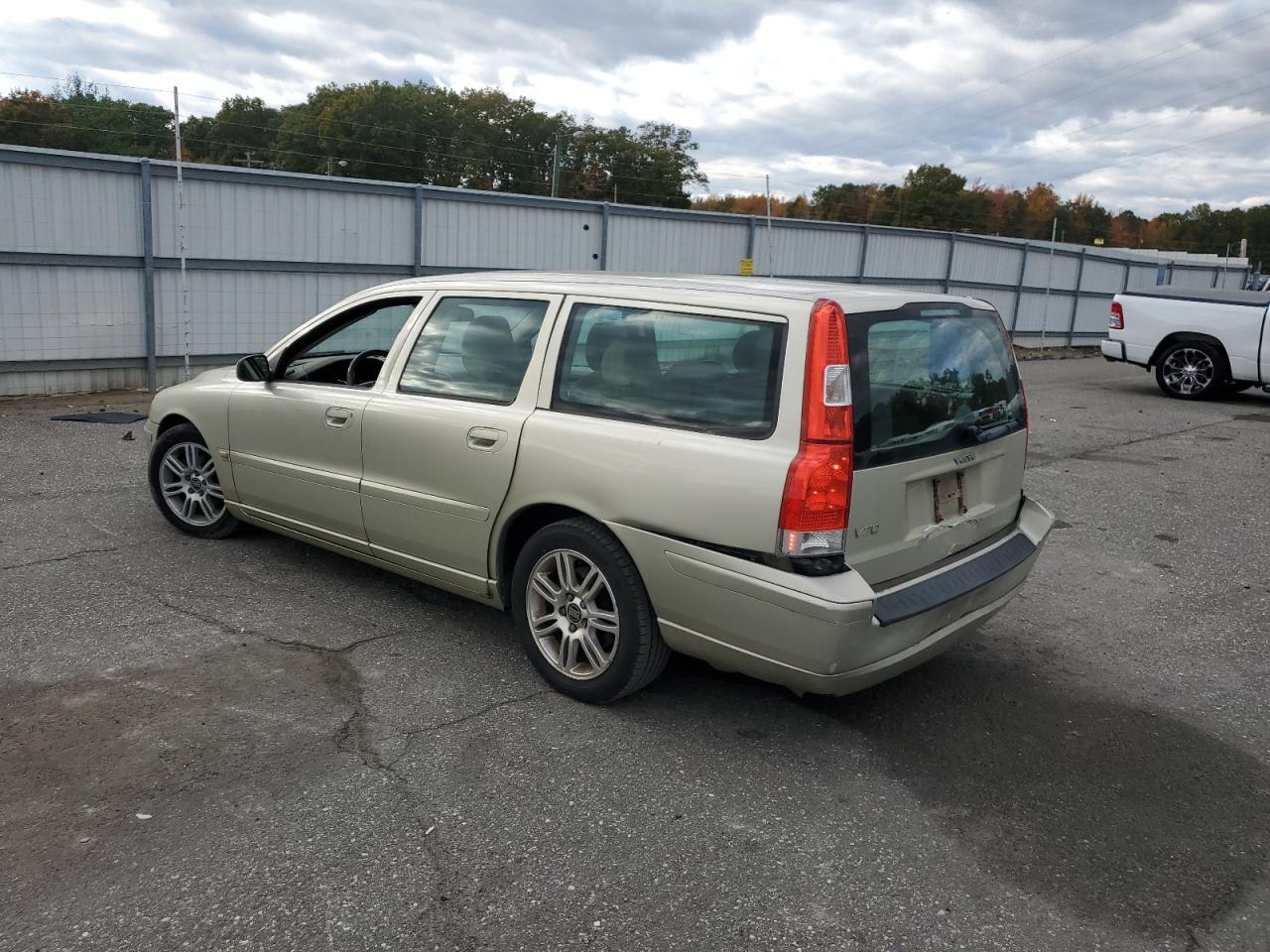 2006 Volvo V70 - Фото 2