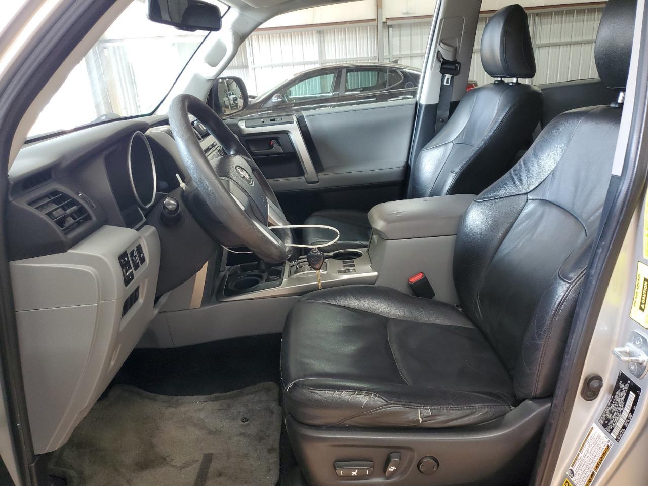 2011 Toyota 4Runner Sr5 - Image 7