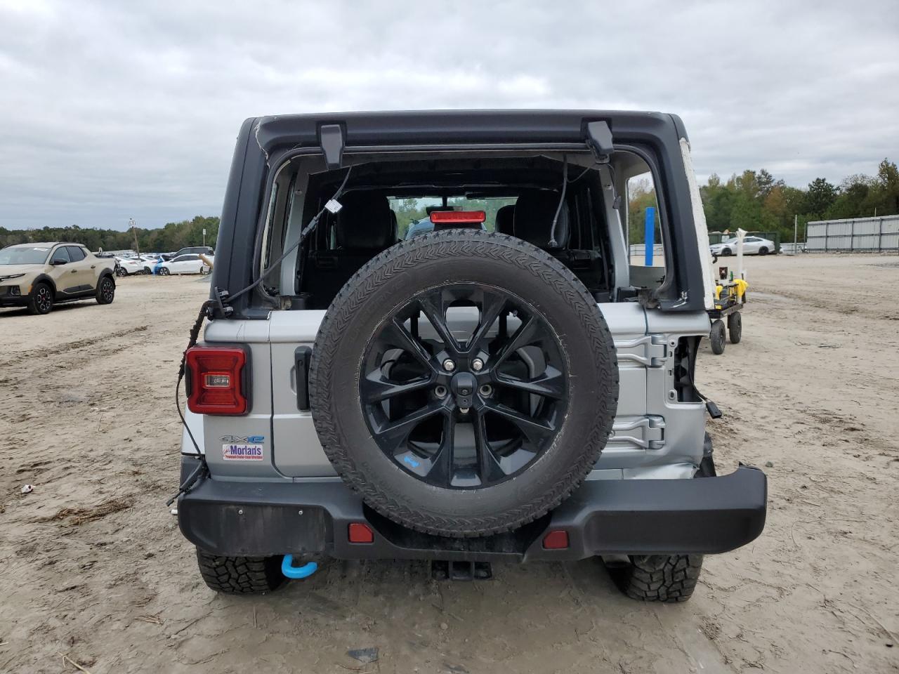 2023 Jeep Wrangler Sahara 4Xe - Фото 6