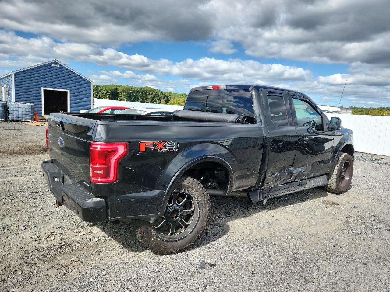 2015 Ford F150 Super Cab - Фото 3