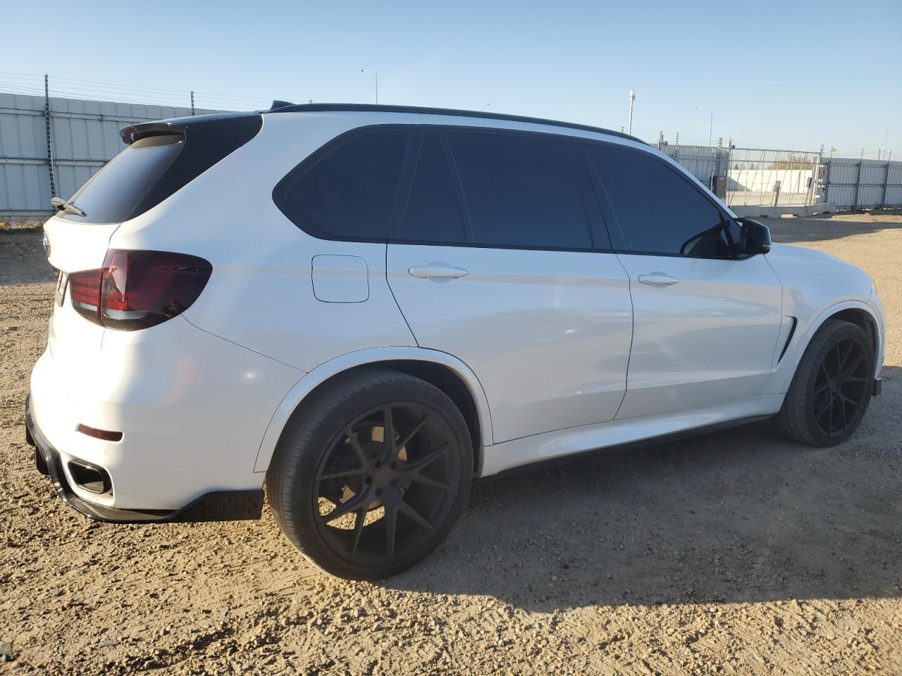 2015 BMW X5 xDrive35I - Фото 3