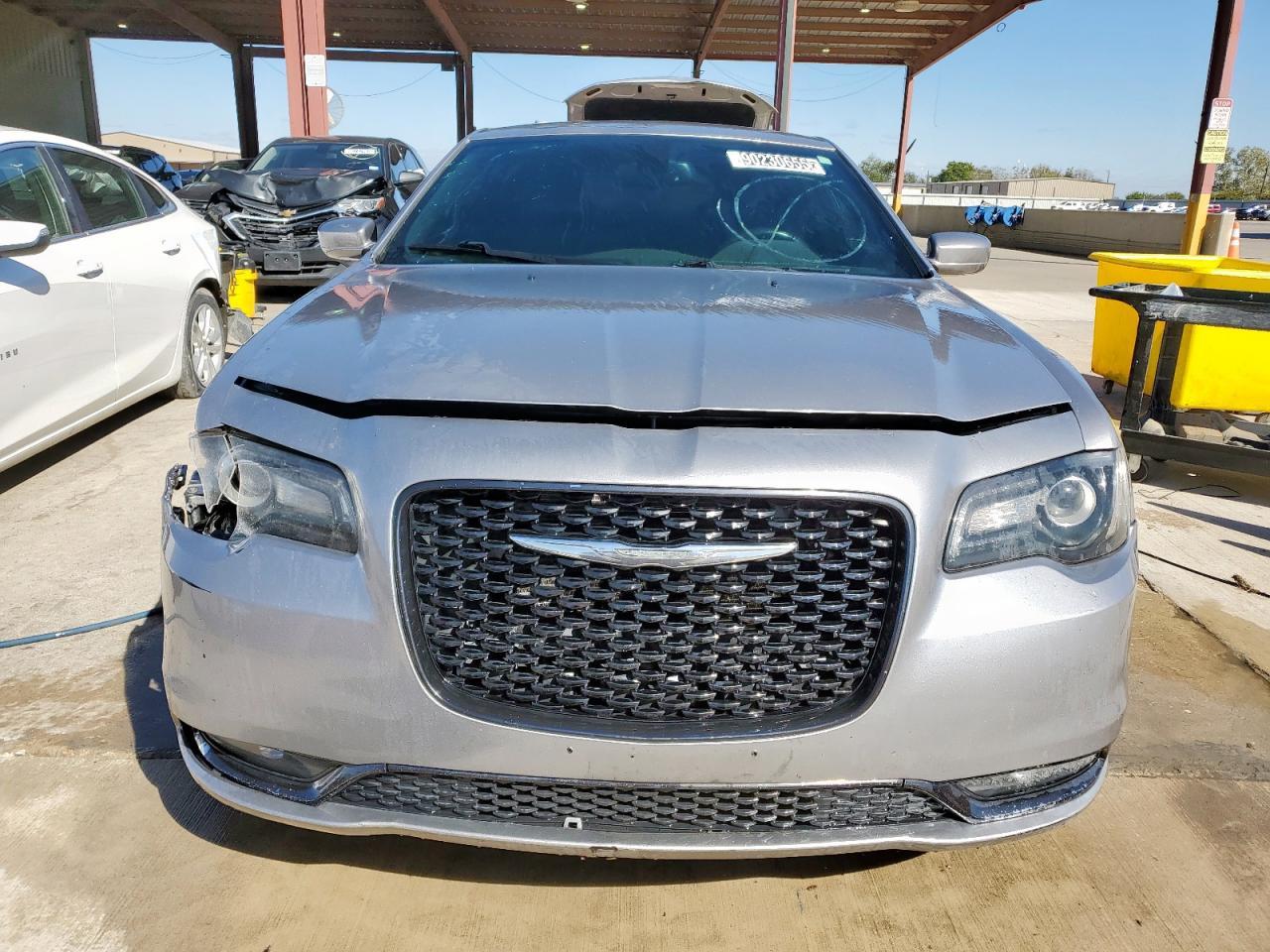 2016 Chrysler 300 S - Фото 5
