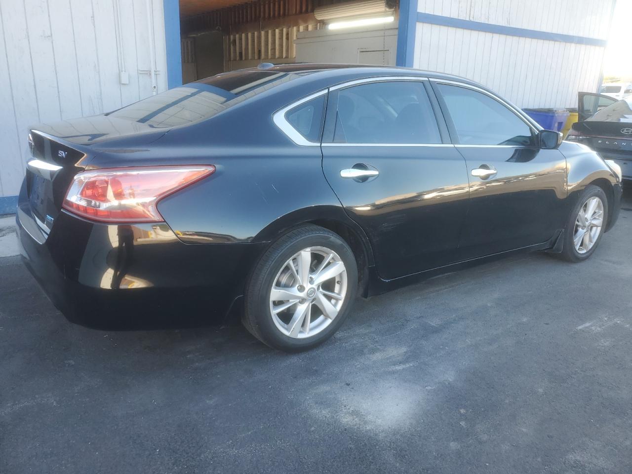 2013 Nissan Altima 2.5 - Image 3