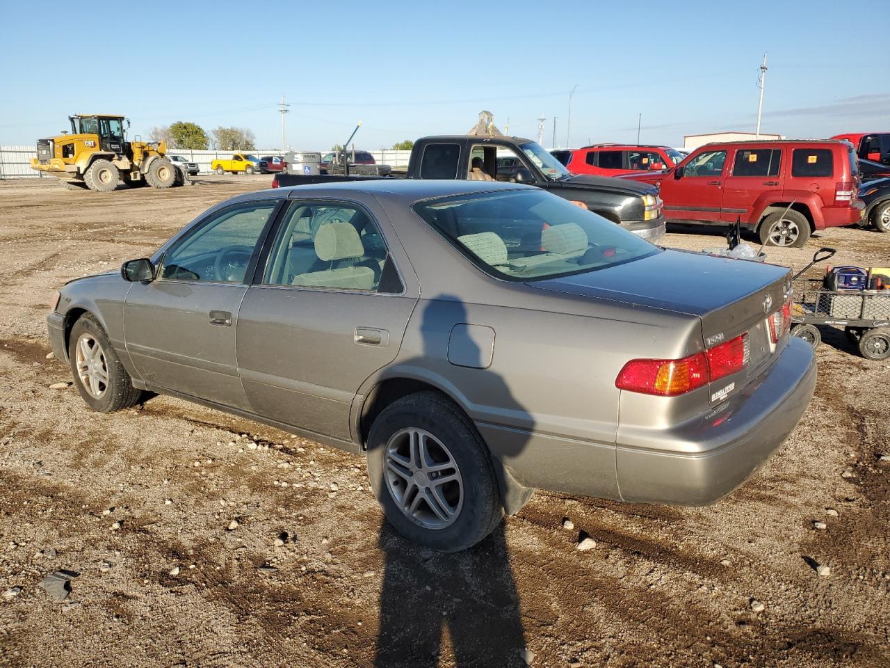 2000 Toyota Camry Le - Image 2
