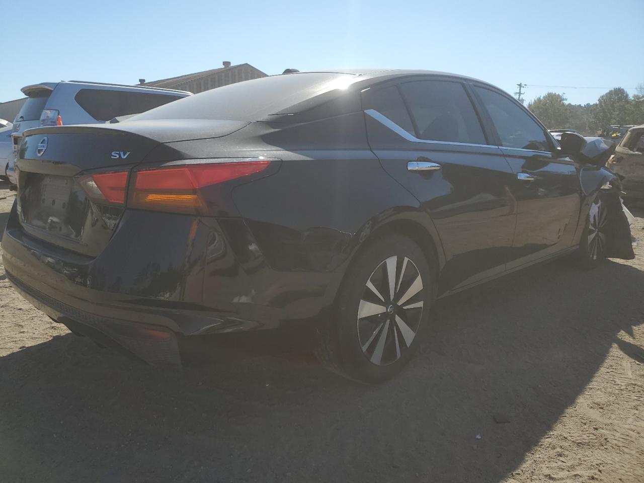 2021 Nissan Altima Sv - Фото 3