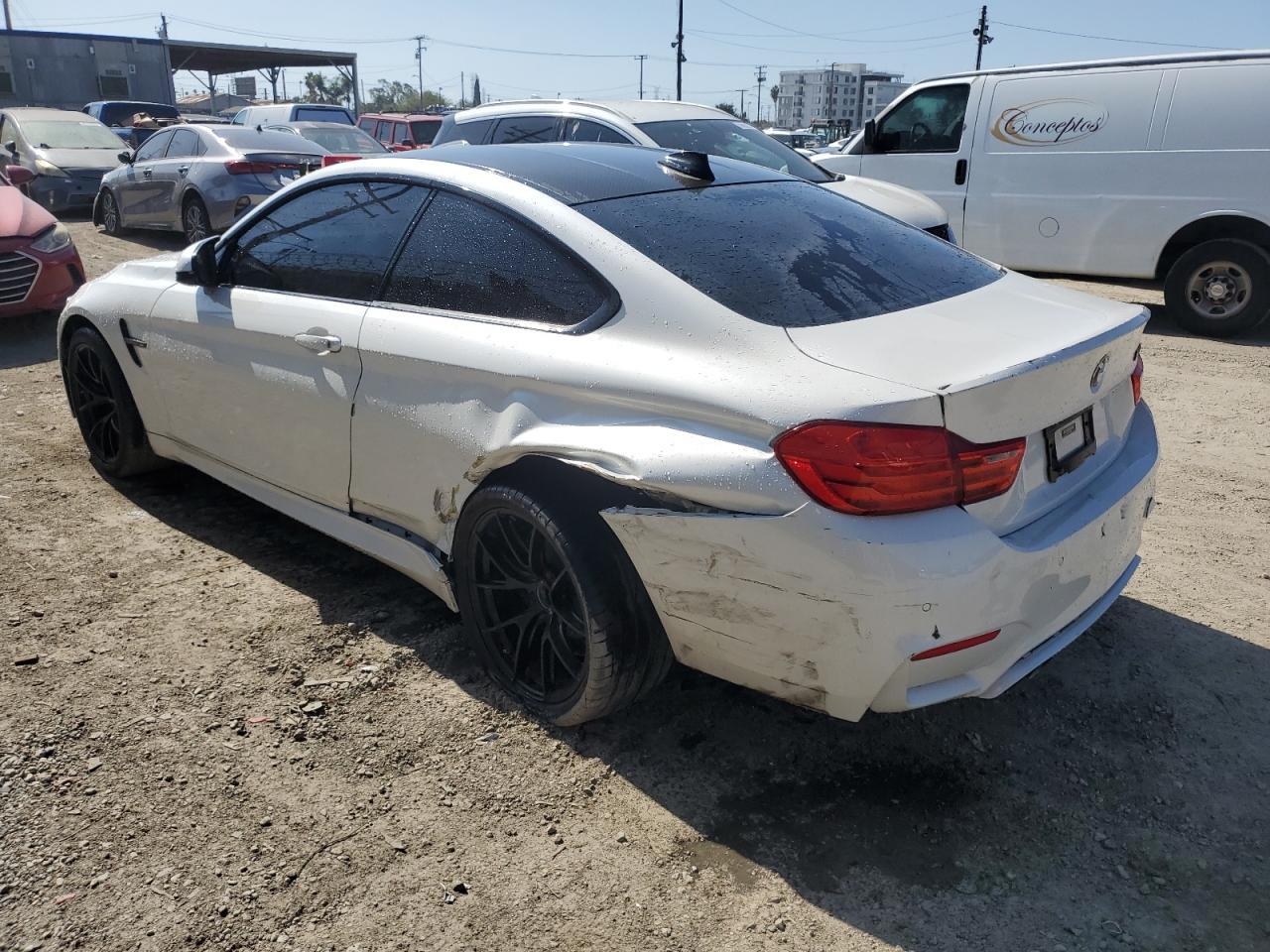 2017 BMW M4 - Image 2
