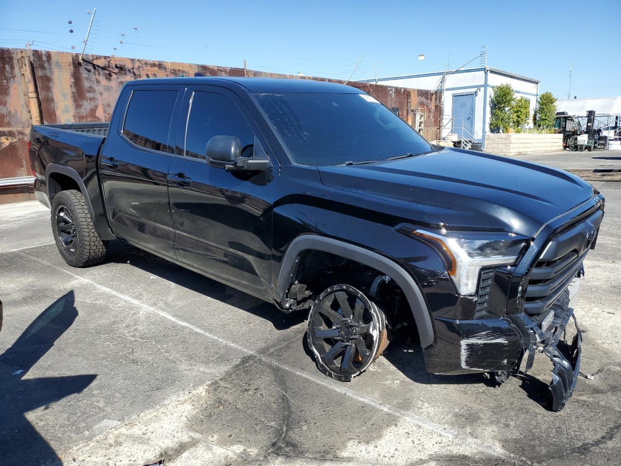 2023 Toyota Tundra Crewmax Sr - Фото 4