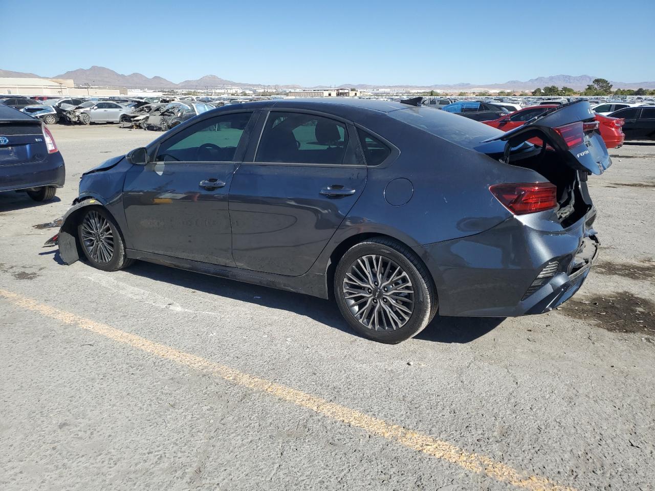 2024 Kia Forte Gt Line - Image 2