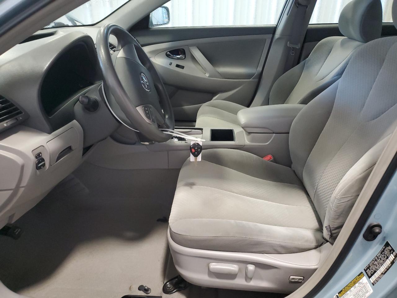 2007 Toyota Camry Le - Image 7