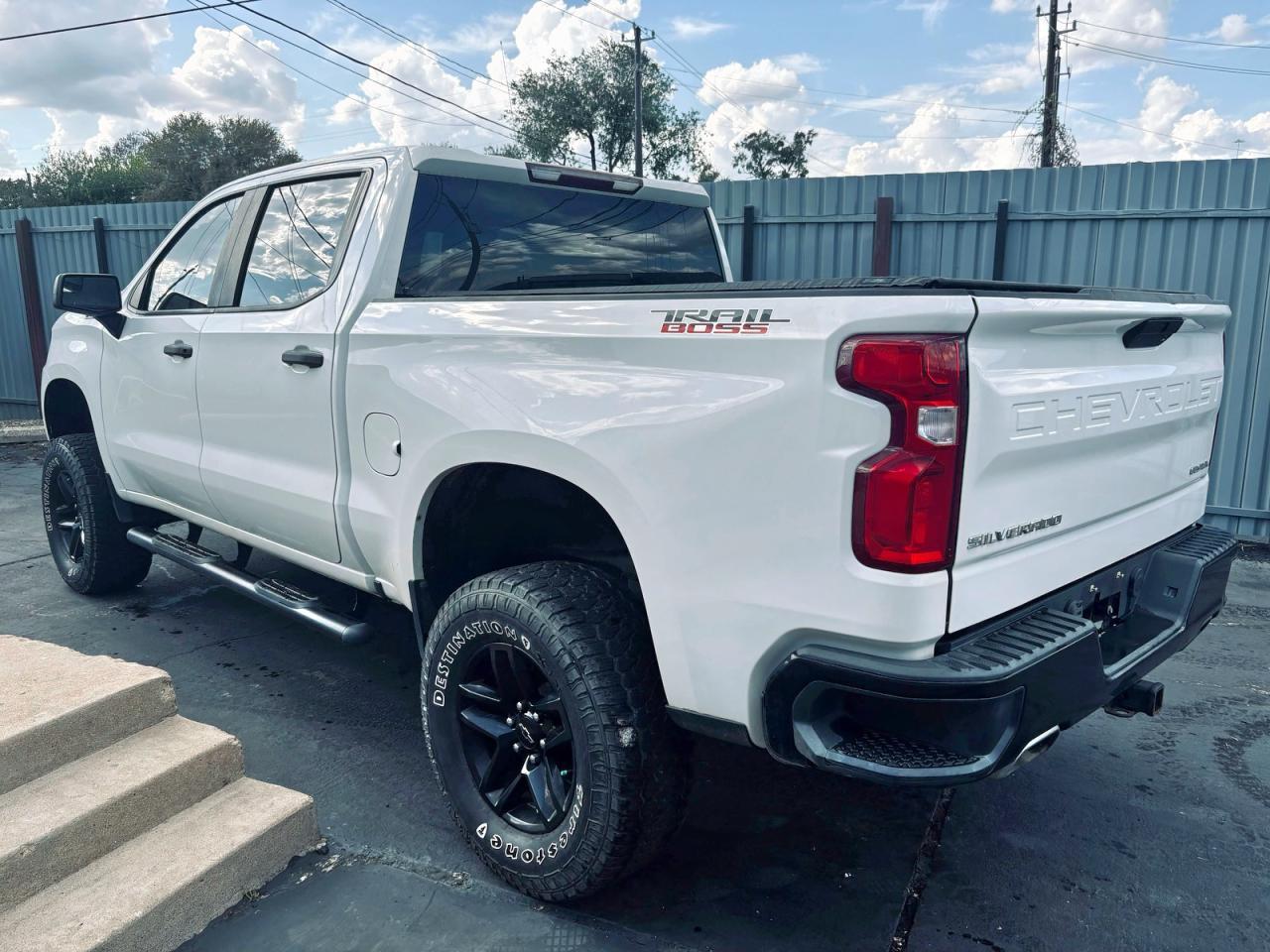 2020 Chevrolet Silverado K1500 Trail Boss Custom - Image 3