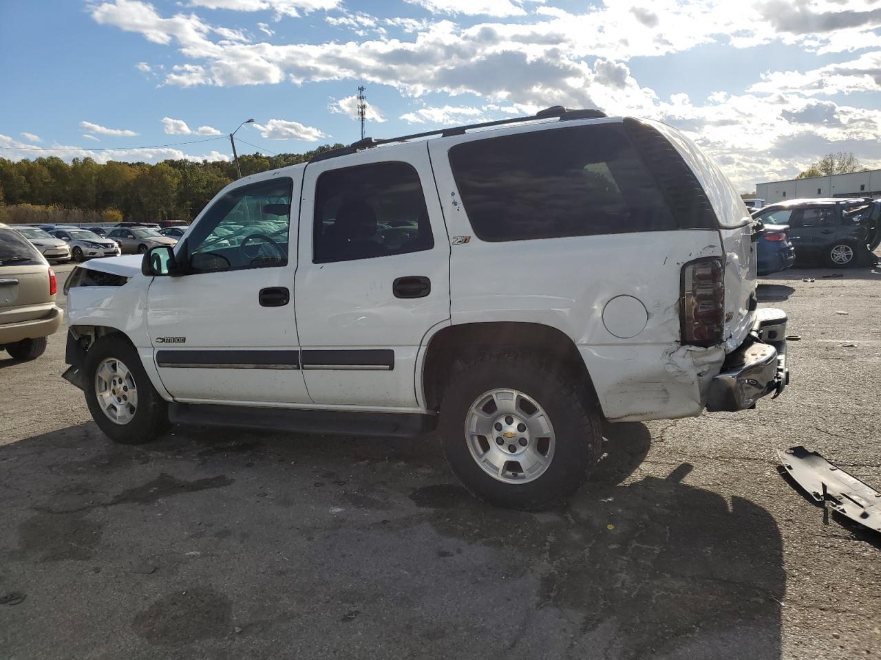 2002 Chevrolet Tahoe K1500 - Фото 2