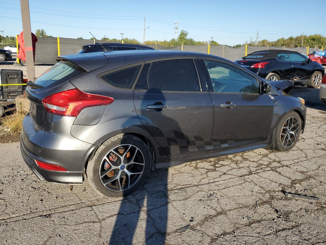2015 Ford Focus Se - Image 3