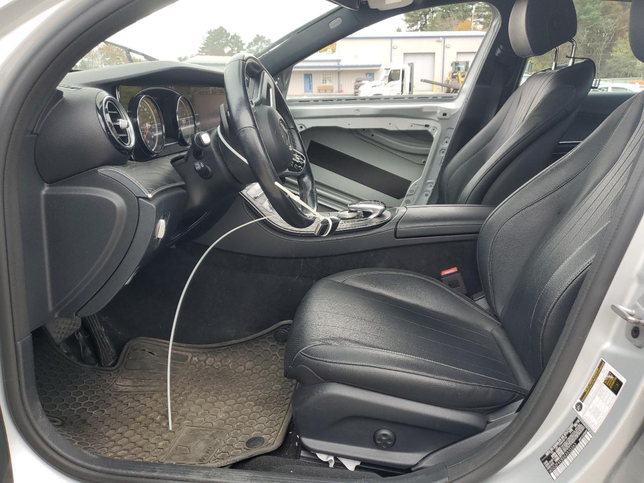2019 Mercedes-Benz E 300 4Matic - Фото 7