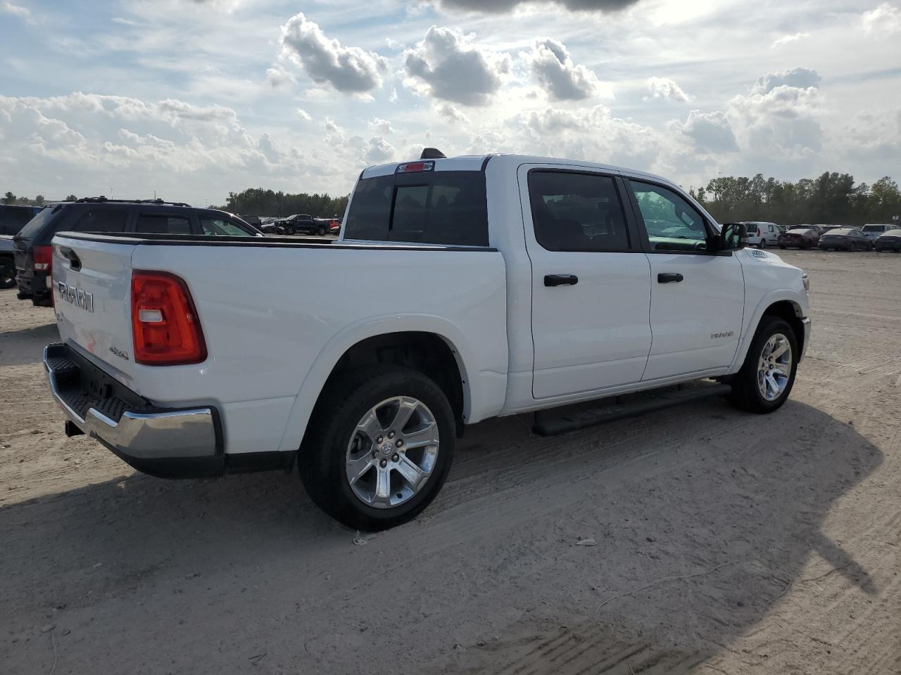 2025 Ram 1500 Big Horn/Lone Star - Фото 3