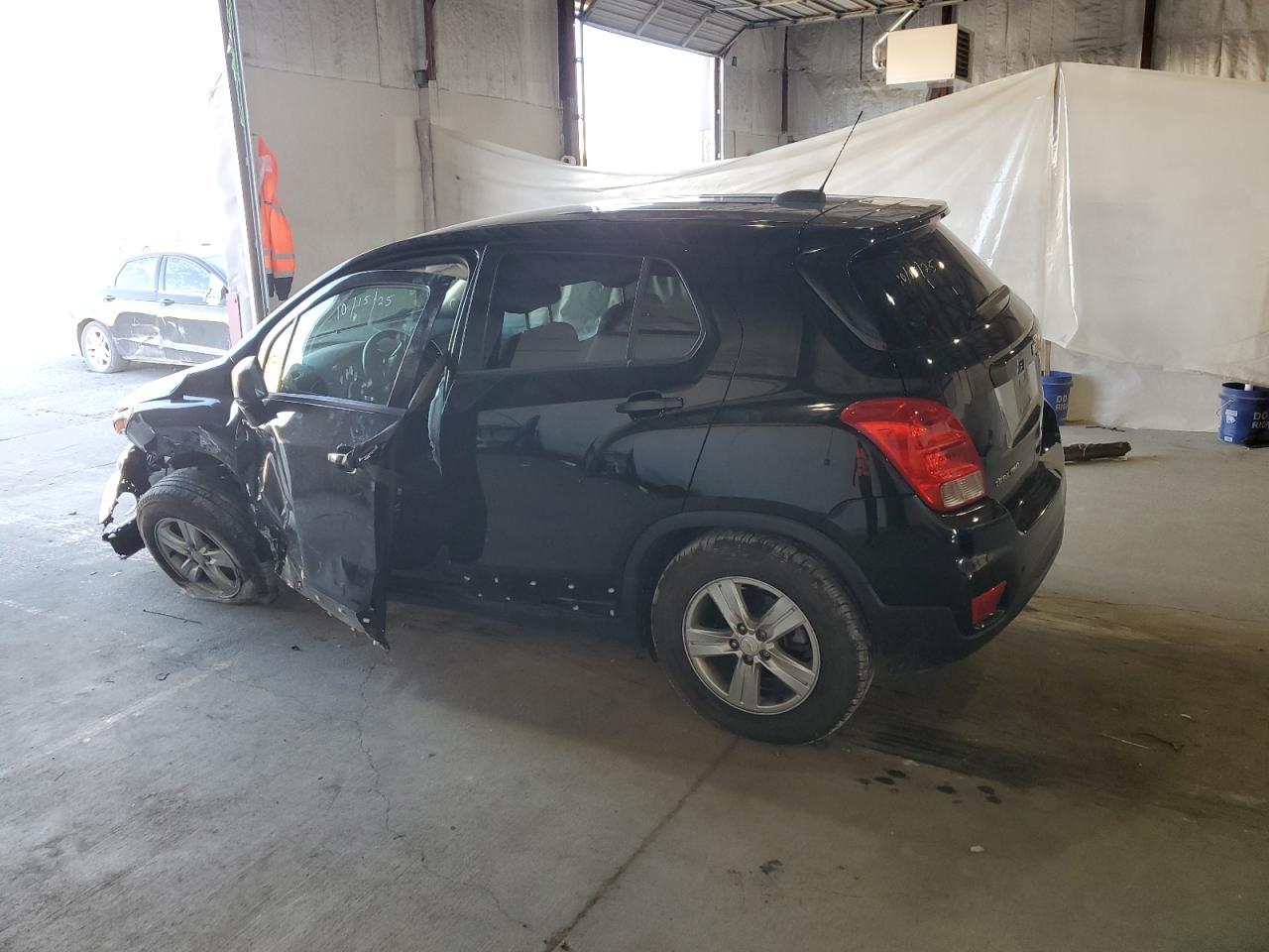 2020 Chevrolet Trax Ls - Image 2