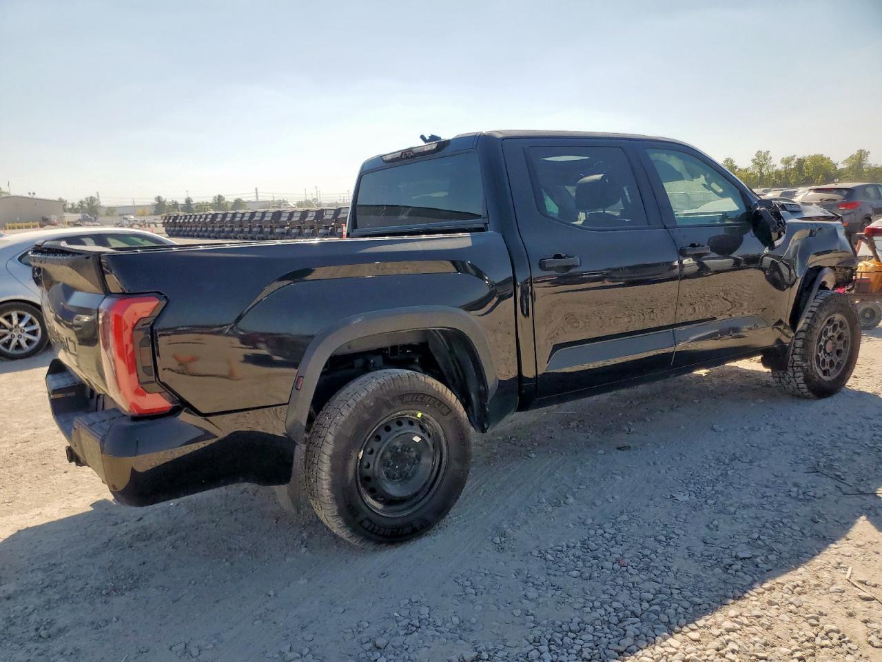 2023 Toyota Tundra Crewmax Limited - Image 3